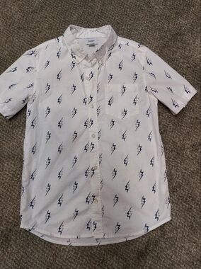 Boy's Short-Sleeve Button-Up Shirt with Navy Print